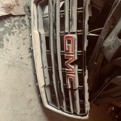 2021-22 GMC Yukon Grille