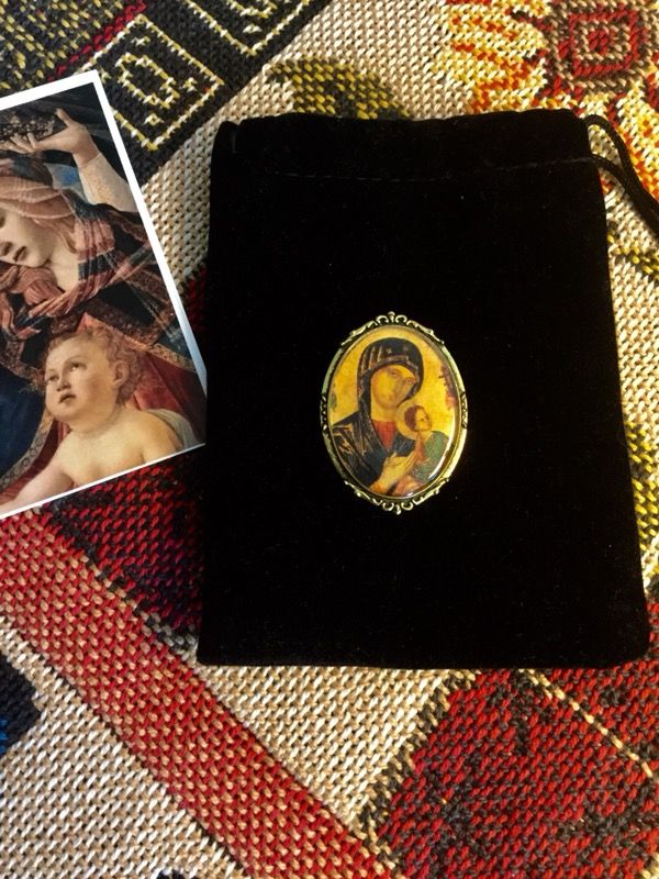 Classic brooch - pin for scarf or coat / Religious Icon brooch Mary with baby Jesus / welcome to visit 😁👍🌸