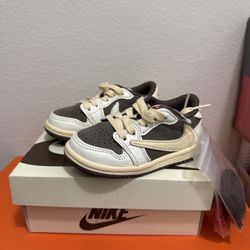 Size 6C Jordan 1 Retro Low Travis Scott Reverse Mocha (TD)