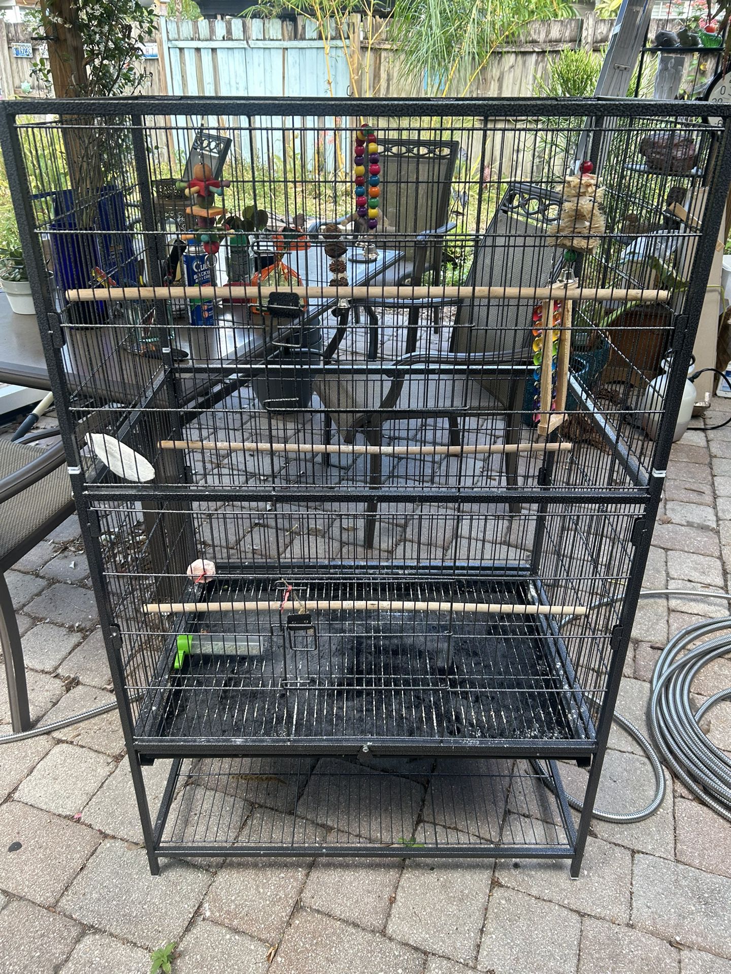 Large Bird Cage (budgies)
