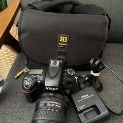 Nikon 610 With Lens And Bag 