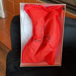 christian Louboutin nude Heels size 38