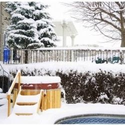 Wood Fired Canadian Redwood Cedar Outdoor Hot Tub Spa 5 Person