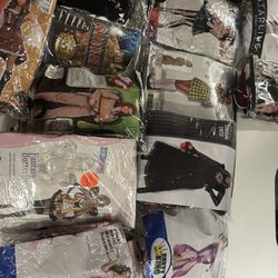 Costumes 