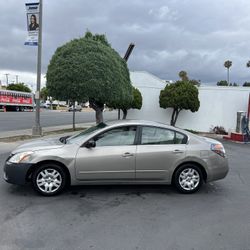 2012 Nissan Altima 25