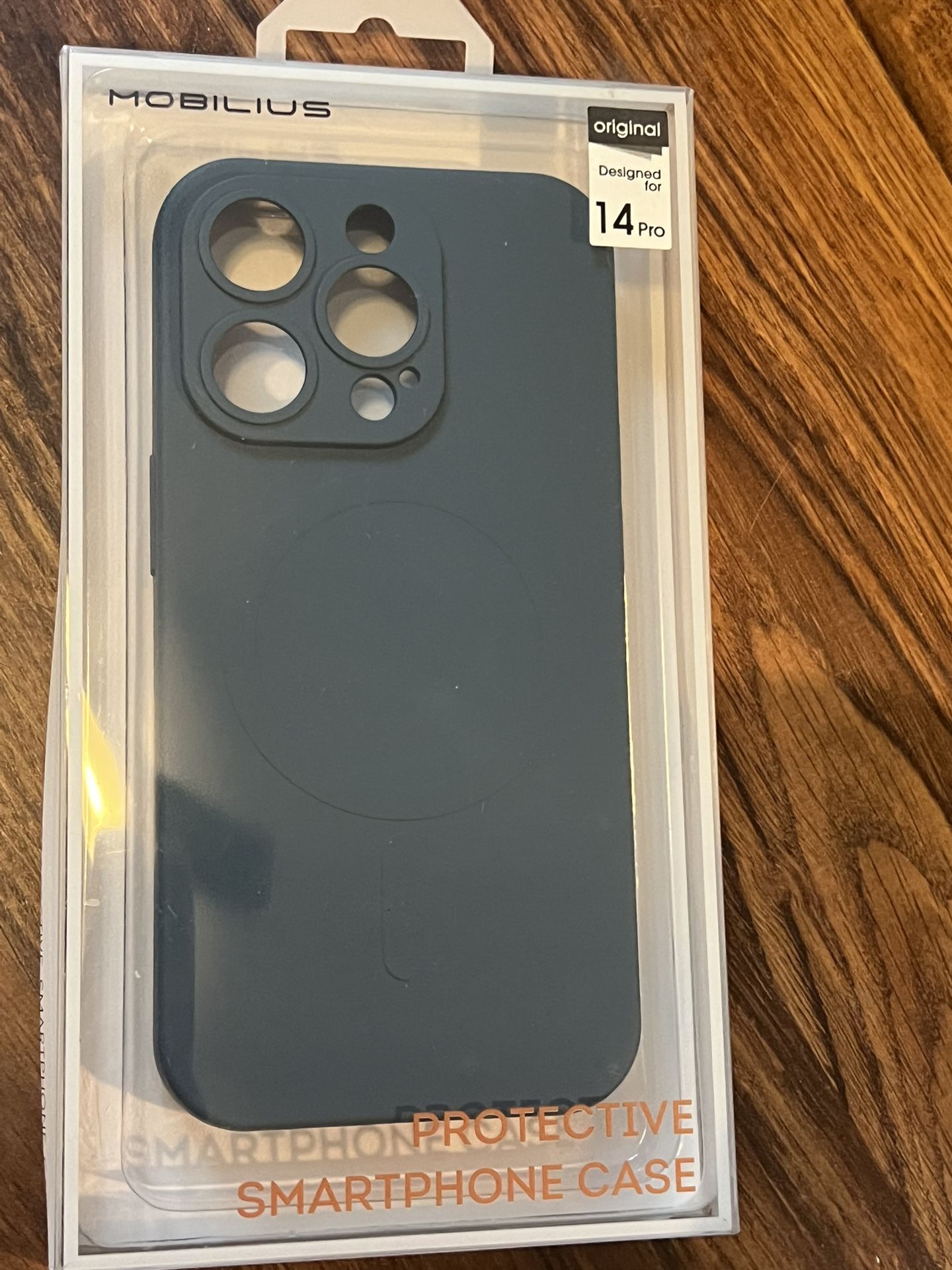 iPhone 14 Pro phone cases