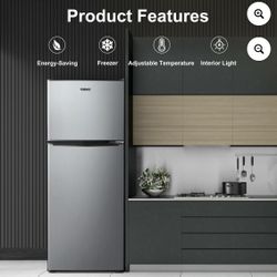 🌟 4.6 Cu Ft Mini Fridge with Freezer – $80 (Galanz, Like New) 