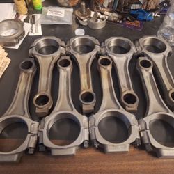 Full Set Reconditioned Big Block Chevrolet  Rods With Arp Bolts Matching Set. 35th Ave And McDowell Phx 
