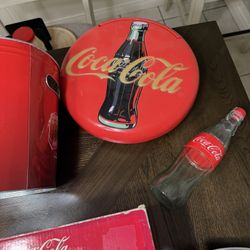 Vintage Coca-Cola Collectibles – Rare Items!