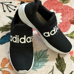 Adidas Men’s Black and White Slip-On Sneakers Size 7.5