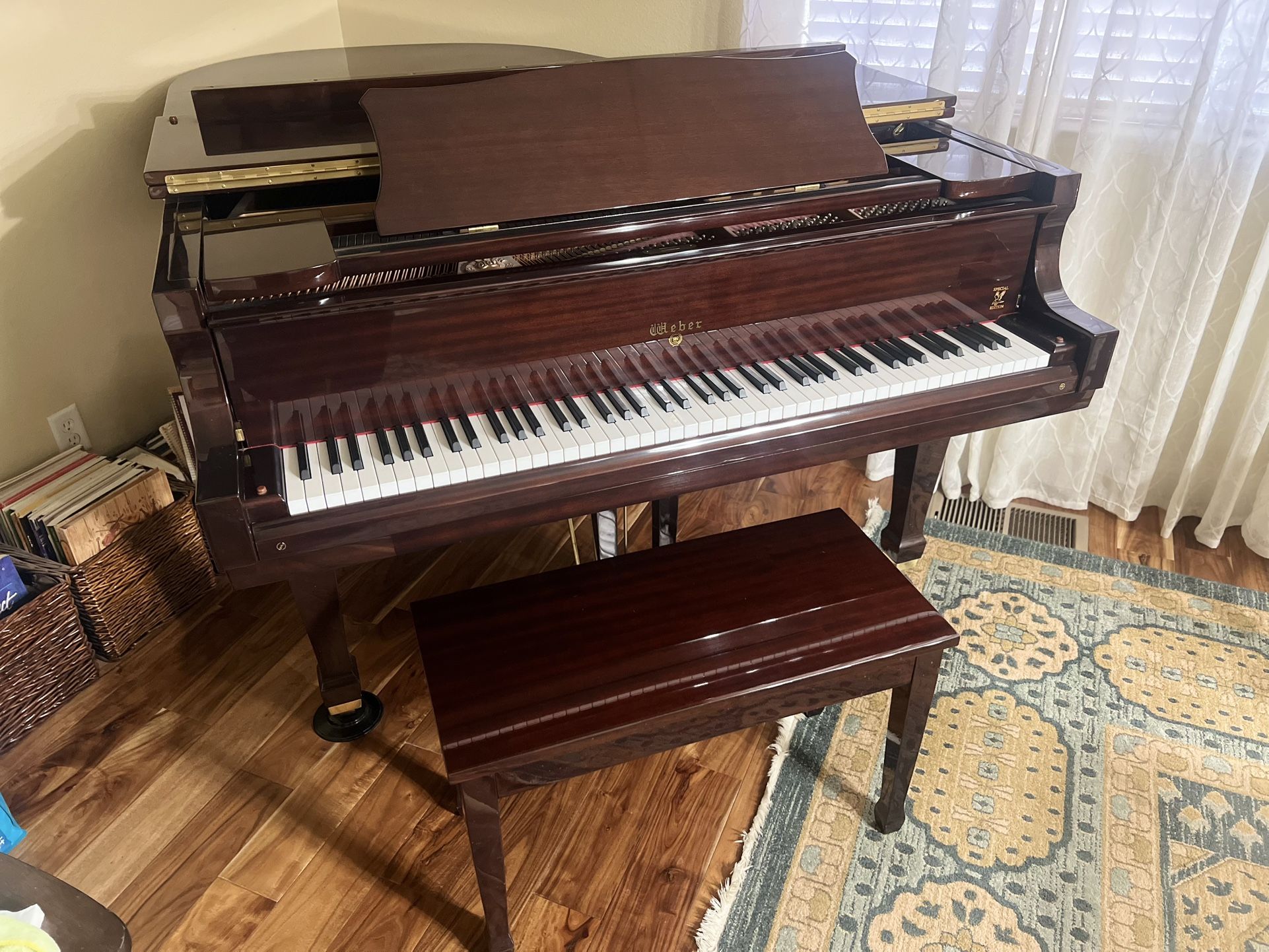 Baby Grand Special Edition Weber piano Very Good Cond
