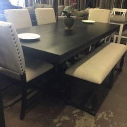 Dining Table 4 Chairs & Bench 