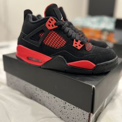 Jordan 4s Retro