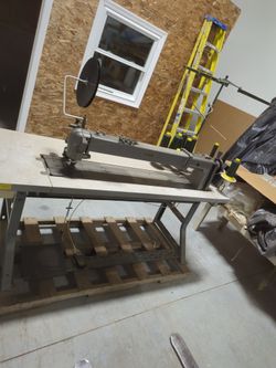 Singer Sewer Machine