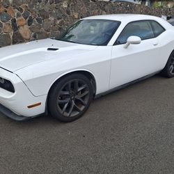 Dodge Challenger 