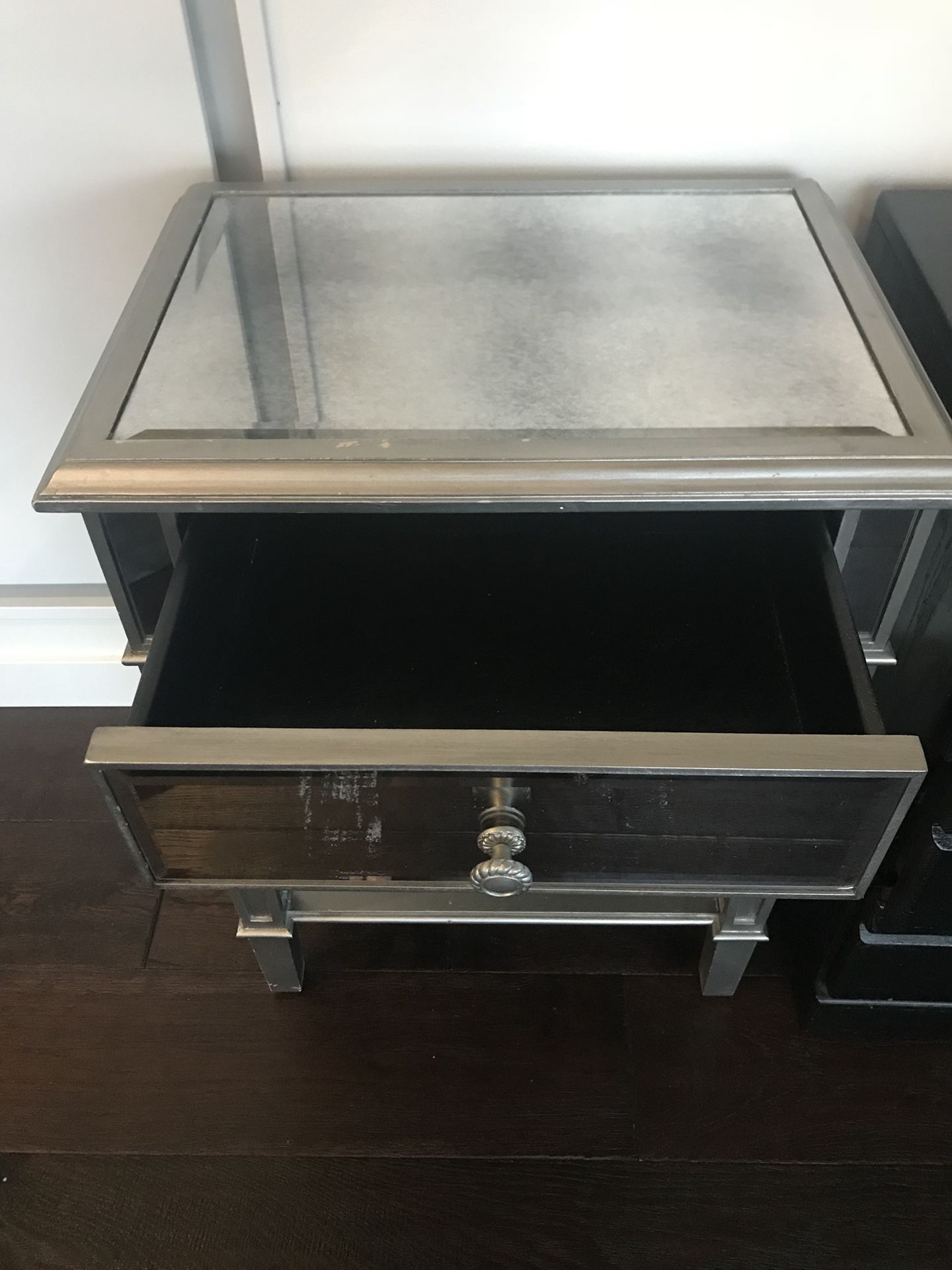 Pier 1 Hayworth Mirrored Nightstand Silver for Sale in Seattle, WA