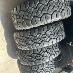 275/65/18 Goodyear Tires In Very Good Condition For Trucks 