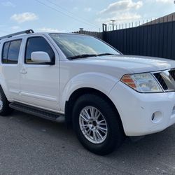 2012 Nissan Pathfinder