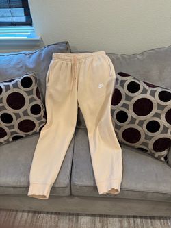 Men’s Nike peach sweat pants