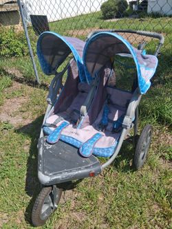 FOLDABLE DOUBLE BABY JOGGER