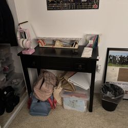 VASAGLE Vanity Set with Flip Top Mirror – $100 (Black, Good Condition)