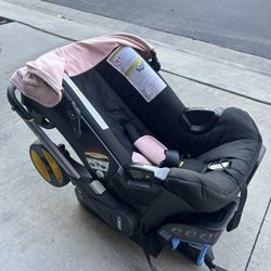 Doona Car Seat + Stroller With Travel Case