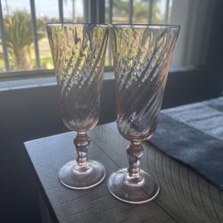  Vintage Pink champagne wine glasses France