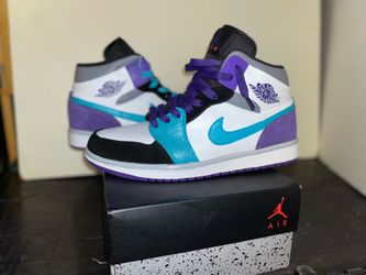 Nike Jordan 1 retro Custom Hornets 🐝