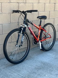Giant Boulderse mountain bike