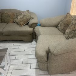 Nice Set Of Couches 