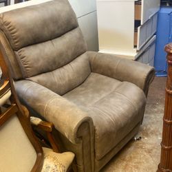 Recliner Leather Up Down Few Months Old 