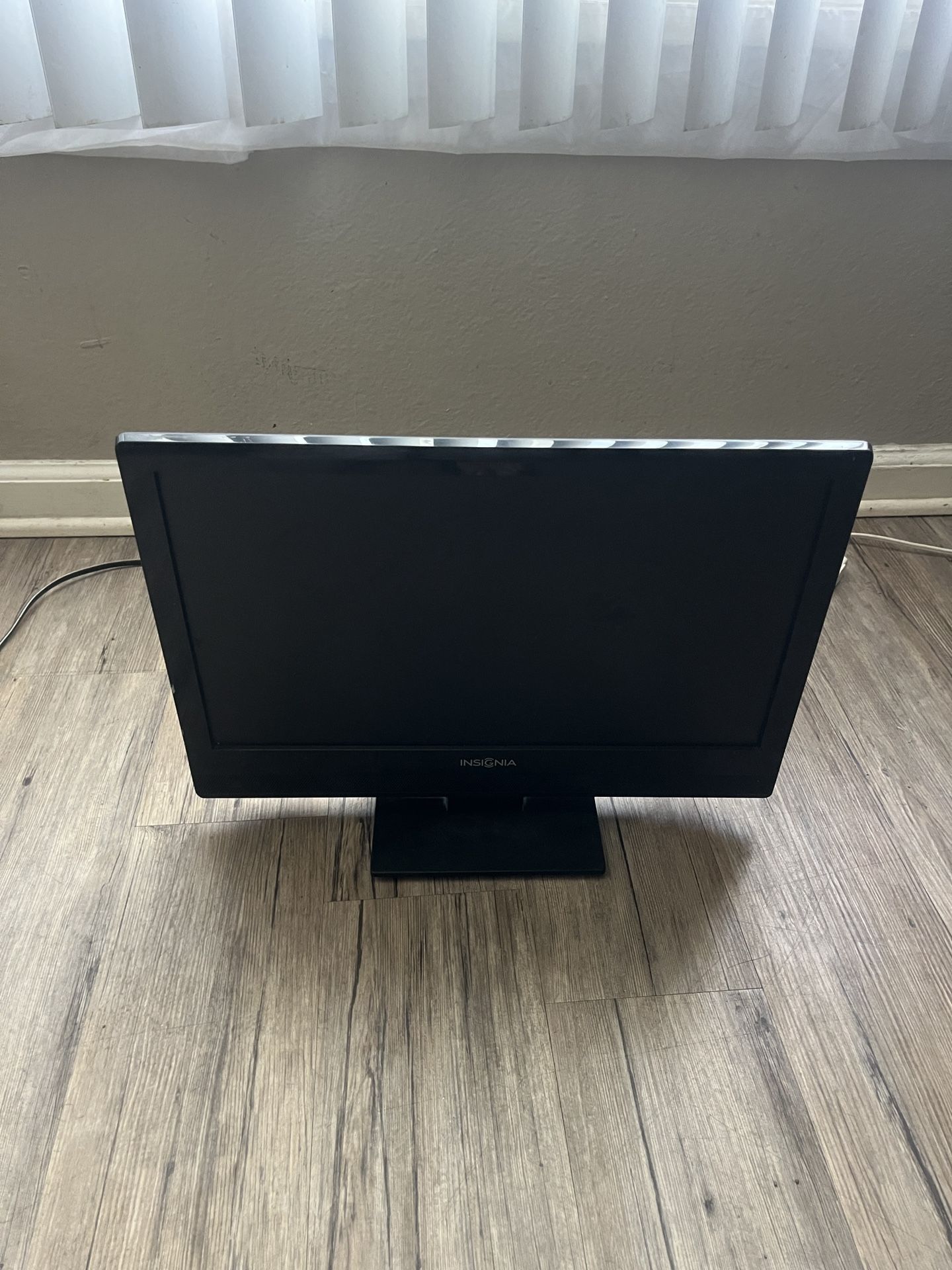 Small TV Flatscreen