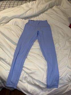 Aritiza butter soft leggings size  6