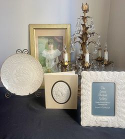 ❤️JUST REDUCED❤️BRAND NEW❤️ Lenox “Wedding Pomises” Collection Just In Time For Christmas