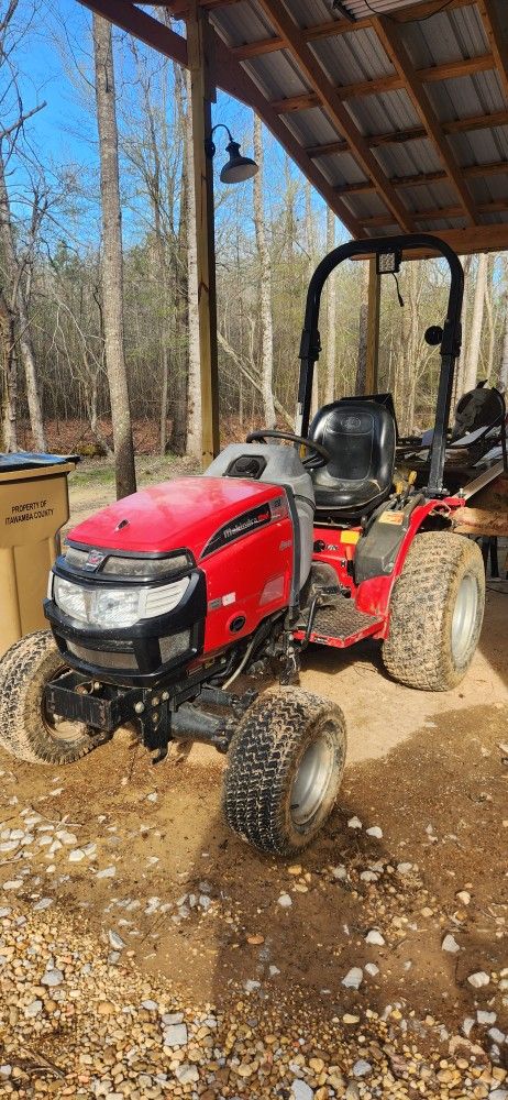 Mahindra 22MAX HST 4x4