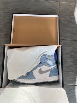 Jordan 1 Hyper Royale 7.5Mens