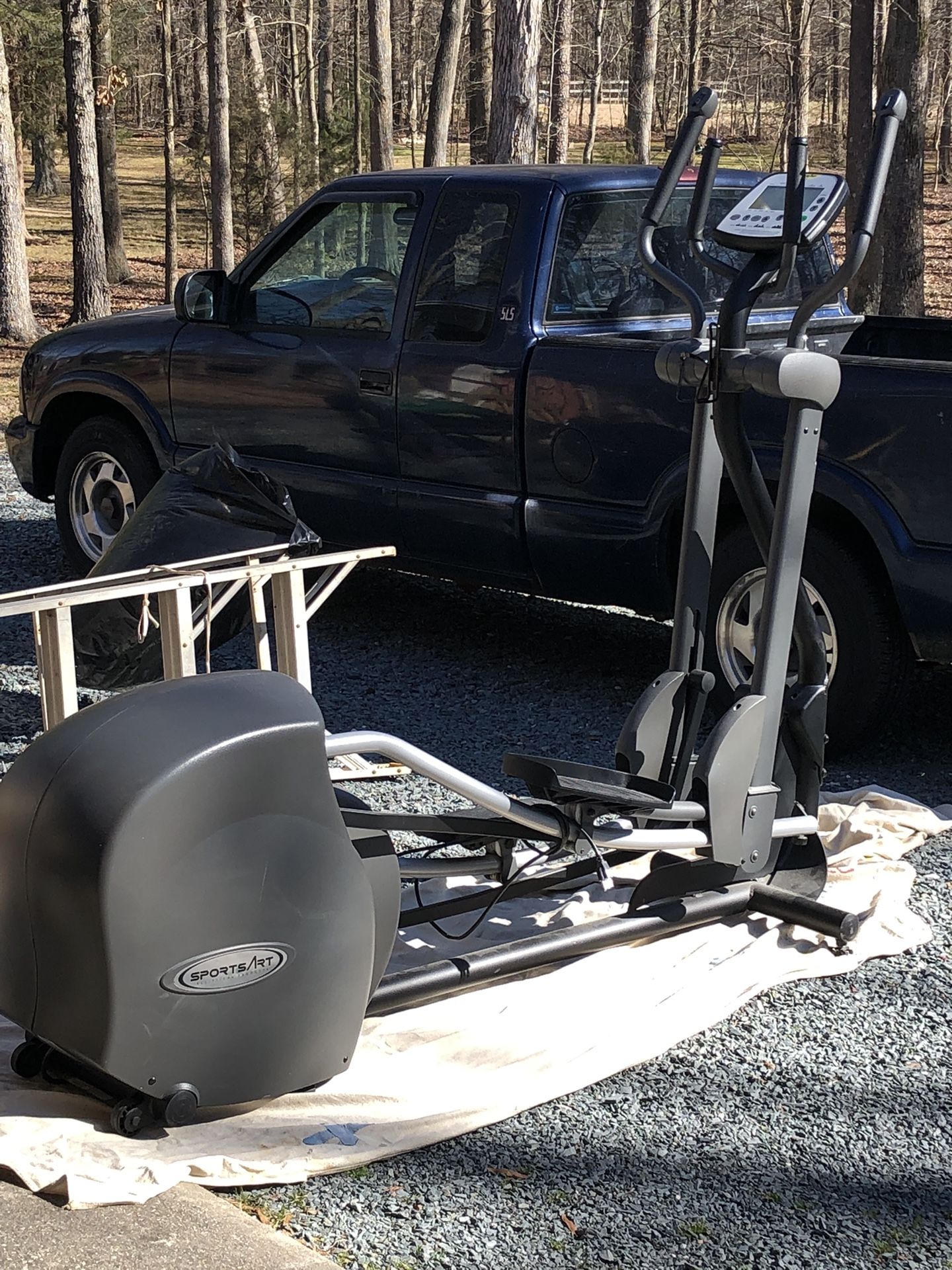 Sports Art 805P Elliptical -Fitness Center Quality