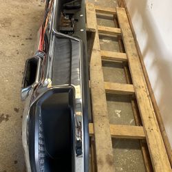 Rear Bumper 2019-2023 GMC Sierra 1500. Like New With Brackets.