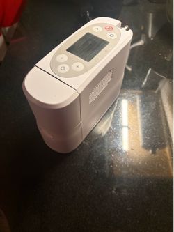 Portable Oxygen  FAA approved