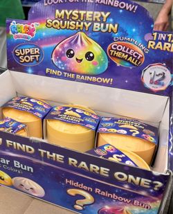 Mystery squish bun