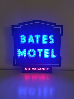 Spirit Halloween Bates Motel No Vacancy LED Neon Sign Halloween Decor Rare 2024