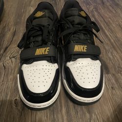 Legacy Jordan Black and white 