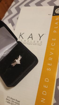 I'm Selling My Beautiful Diamond Ring!!!
