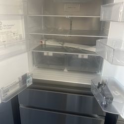 Flas Sale LG 4 Door On Especial Only $1,599 With 1 Year Warranty 