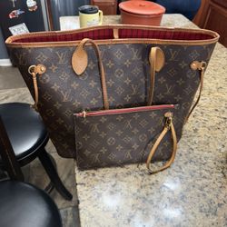 LV Purse