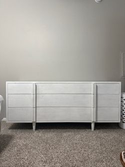 Large 9 Drawer Dresser