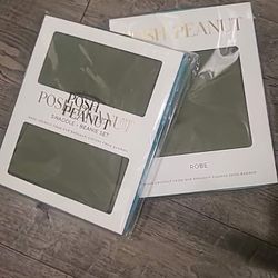 Posh Peanut Swaddle And Robe Set