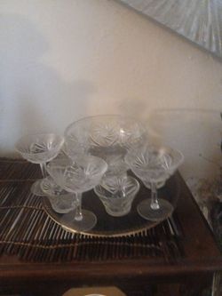 Vintage crystal bowl w 3 champagne glasses 4 cups