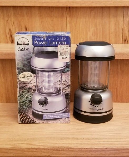 Innovage Outdoor Super-Bright 12-LED Power Lantern