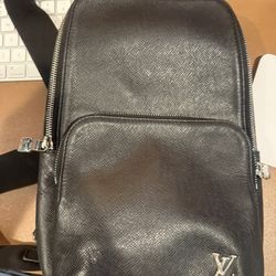 Louis Vuitton Sling 